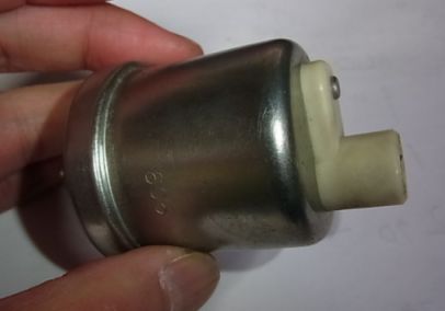 car/R0056100.jpg 11KB 