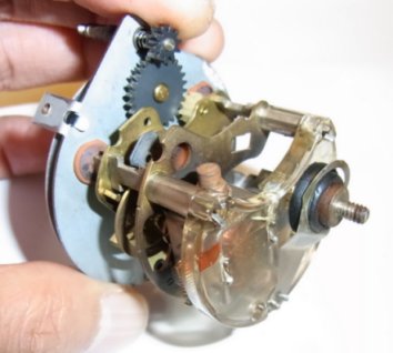 etc/R0012548.jpg 21KB 