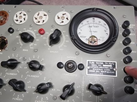 etc/R0019159.jpg 29KB 