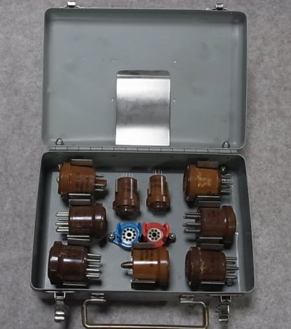 etc/R0019218.jpg 30KB 