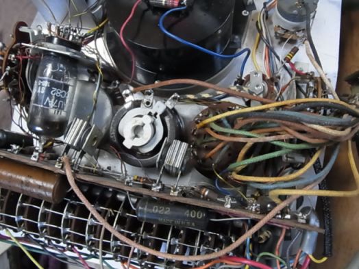 etc/R0019526.jpg 52KB 