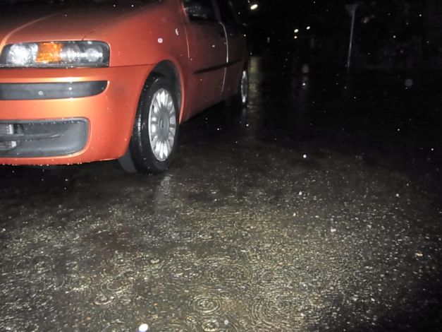 etc/R0049897.jpg 53KB 