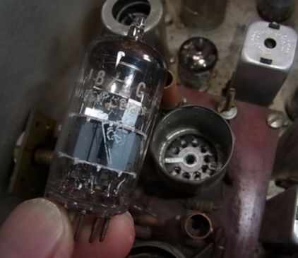 etc/R0057036.jpg 22KB 