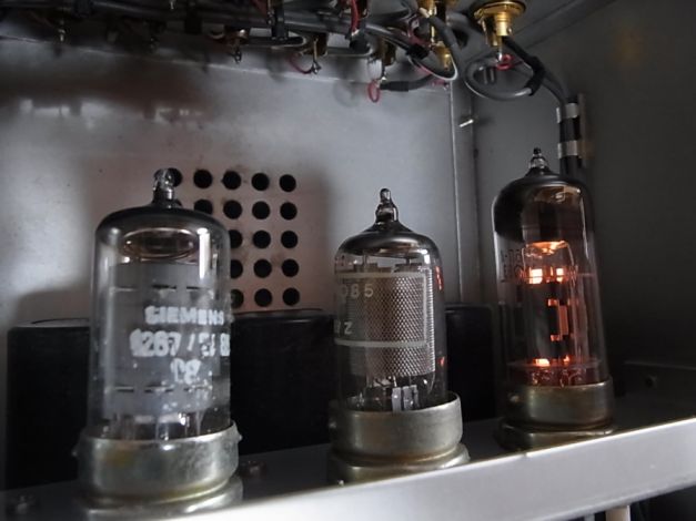 etc/Rimg8643.jpg 37KB 