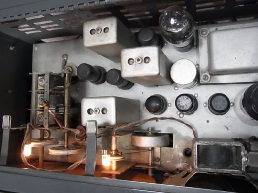 etc/webR0053740.jpg 35KB 