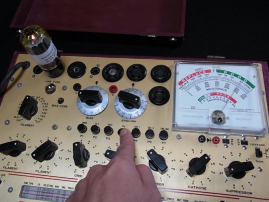 etc/webR0057800.jpg 35KB 