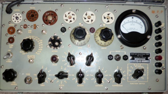 mil_items/P1040861.jpg 50KB 