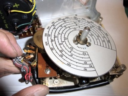 mil_items/R0010266.jpg 34KB 