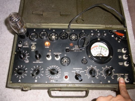 mil_items/R0010309.jpg 51KB 