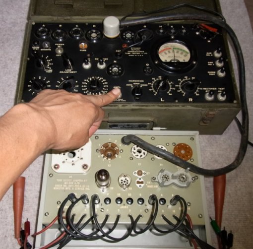 mil_items/R0010310.jpg 57KB 