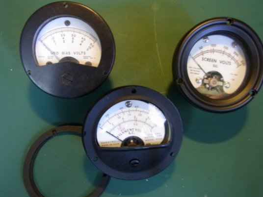 mil_items/R0010447.jpg 28KB 