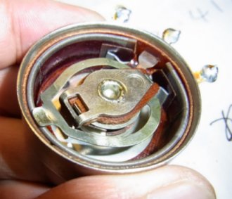 mil_items/R0010500.jpg 21KB 