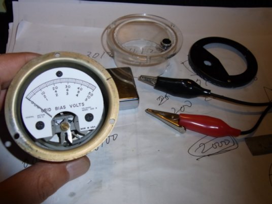 mil_items/R0010514.jpg 34KB 