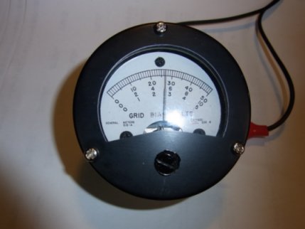 mil_items/R0010515.jpg 18KB 