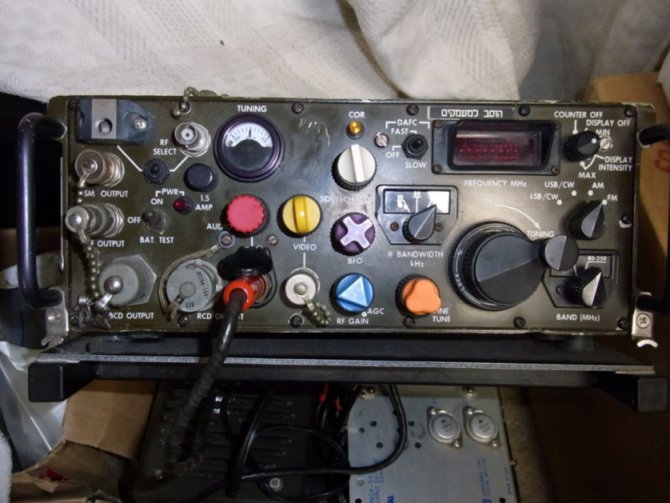 mil_items/R0012871.jpg 64KB 