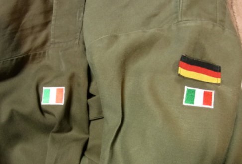 mil_items/R0013377.jpg 22KB 