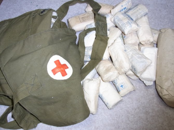 mil_items/R0013397.jpg 57KB 