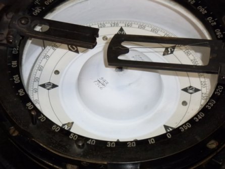 mil_items/R0017308.jpg 26KB 