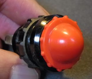 mil_items/Rimg0907.jpg 12KB 