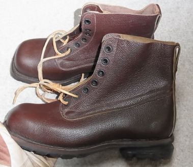 mil_items/Rimg6550.jpg 25KB 