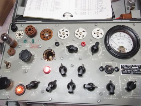 etc_1/R0060195.jpg 38KB 