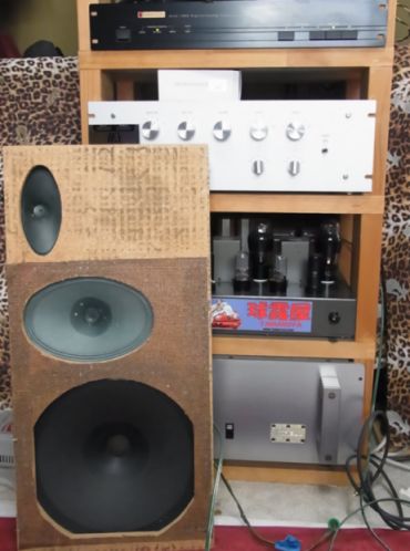 etc_1/R0060701.jpg 33KB 