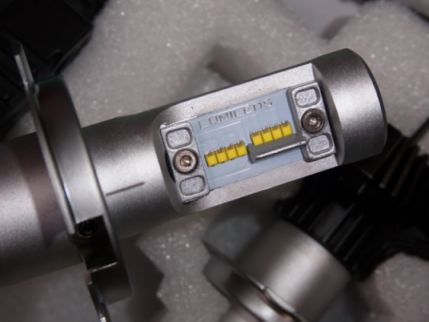 etc_1/car_1/R0058728.jpg 18KB 