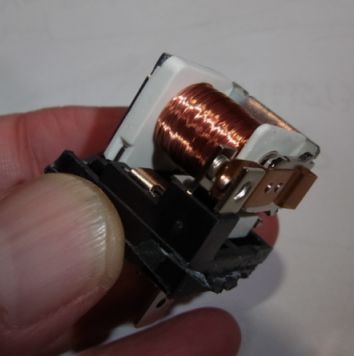 etc_1/car_1/R0059140.jpg 14KB 