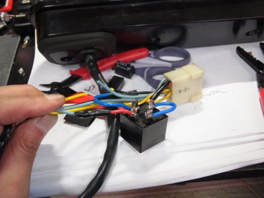 etc_1/car_1/R0059277.jpg 29KB 