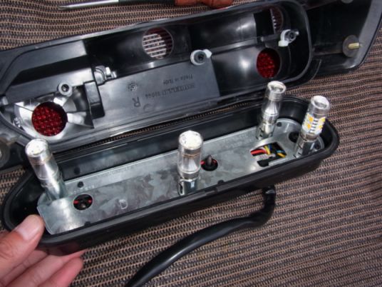 etc_1/car_1/R0059420.jpg 50KB 