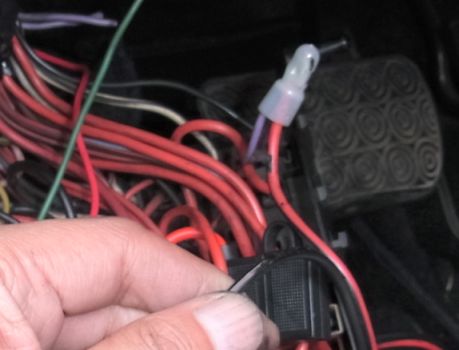 etc_1/car_1/R0069646.jpg 23KB 