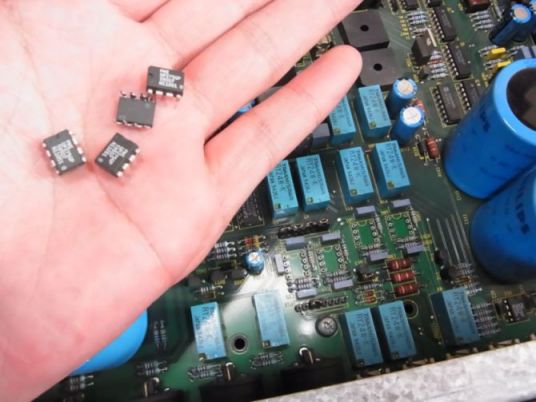 etc_1/xxR0059376.jpg 37KB 